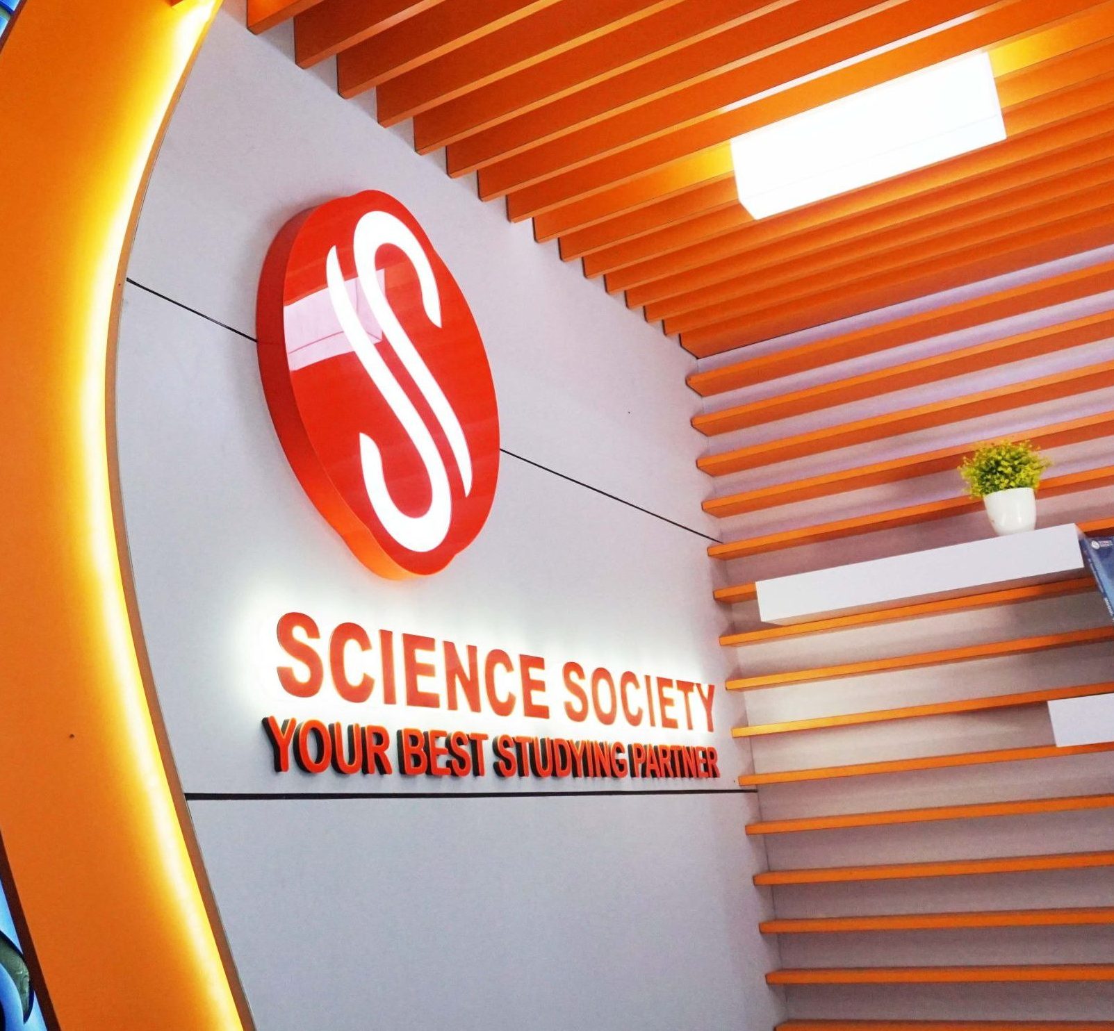 Belajar Seru di Cilacap: Bimbel Science Society, Tempatnya Mencintai Ilmu